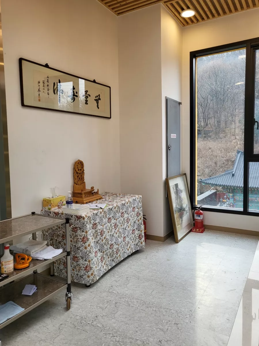 의왕 봉안당, 오봉정사(석예추모관) 납골당 가격, 위치 상담 - 납골당 분양, 수목장/추모공원 안내, 가격비교