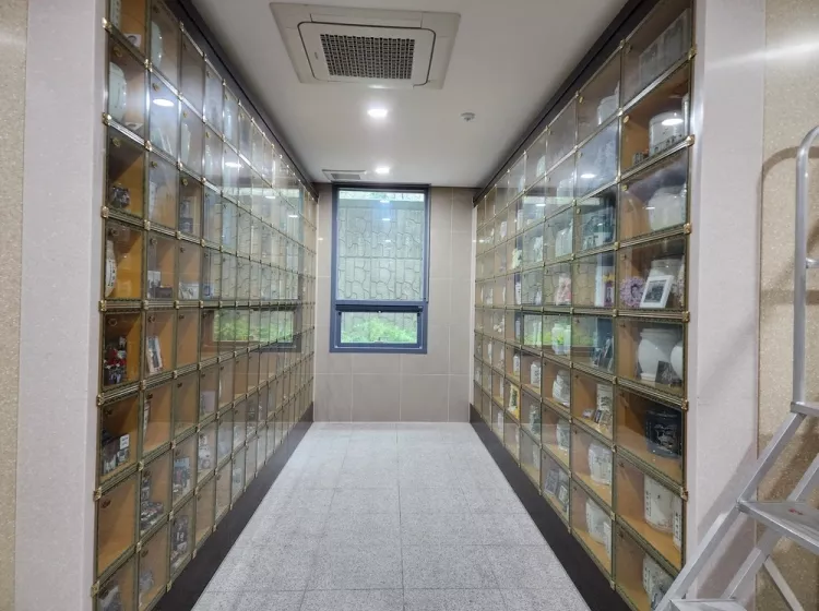 구미 봉안당, 숭조당 납골당 가격, 위치 상담 - 납골당 분양, 수목장/추모공원 안내, 가격비교