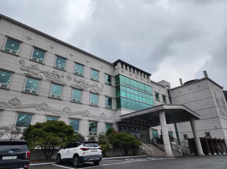 밀양 삼량진 수목장, 삼랑진추모공원 납골당 가격, 위치 상담 - 납골당 분양, 수목장/추모공원 안내, 가격비교