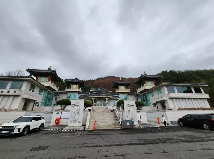 동구 봉안당, 도림사 납골당 가격, 위치 상담 - 납골당 분양, 수목장/추모공원 안내, 가격비교