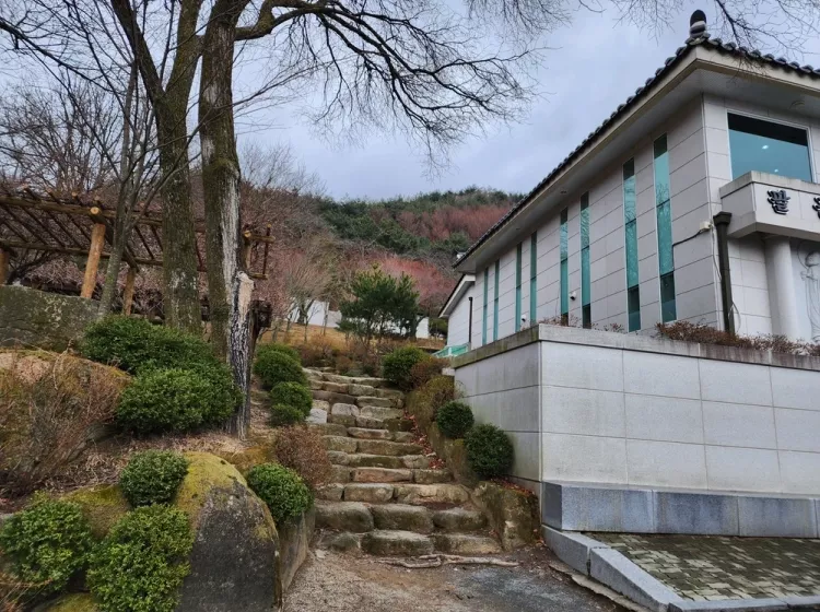 동구 봉안당, 도림사 납골당 가격, 위치 상담 - 납골당 분양, 수목장/추모공원 안내, 가격비교
