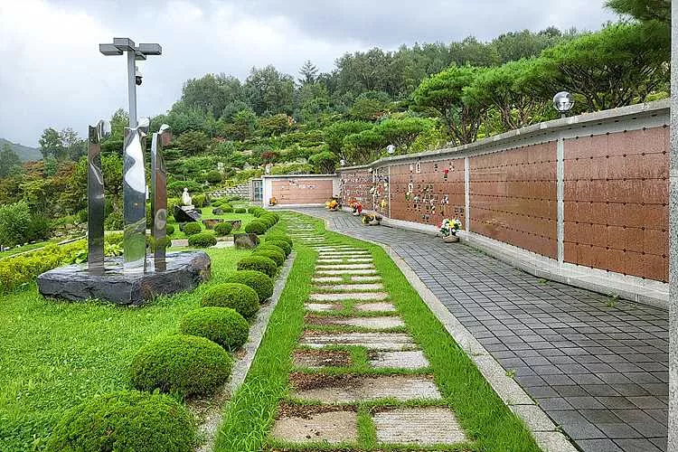 철원공원묘지- 가격비교, 납골당 분양, 수목장/추모공원 안내