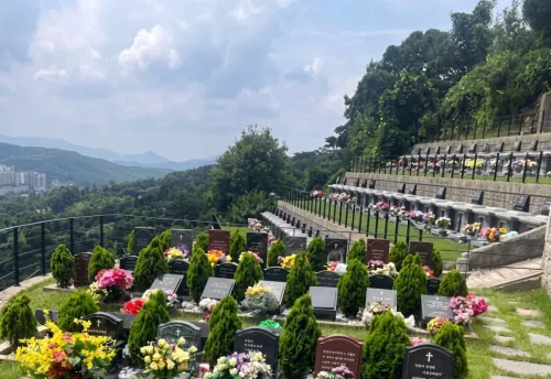 부모님 장지 미리 준비해두니 마음이 훨씬 편해요 이용후기, 납골당 가격 비교, 납골당 분양 상담